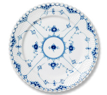 Royal Copenhagen Blue Fluted Full Lace Dinner Plate 10.75 in 1017240