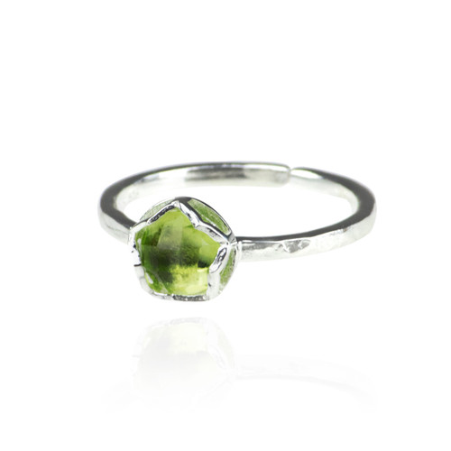 Dosha Ring - Silver - Peridot