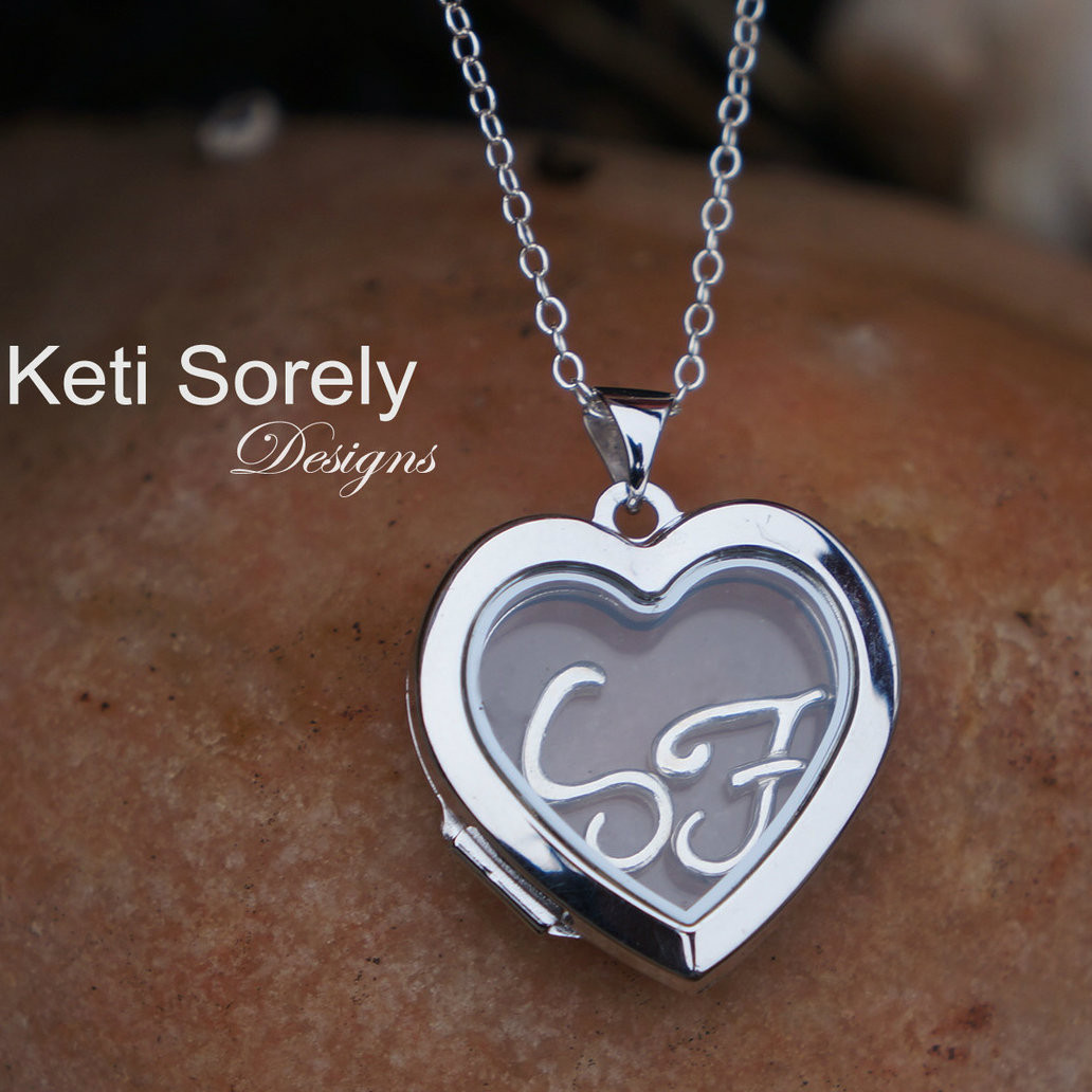 gold glass locket