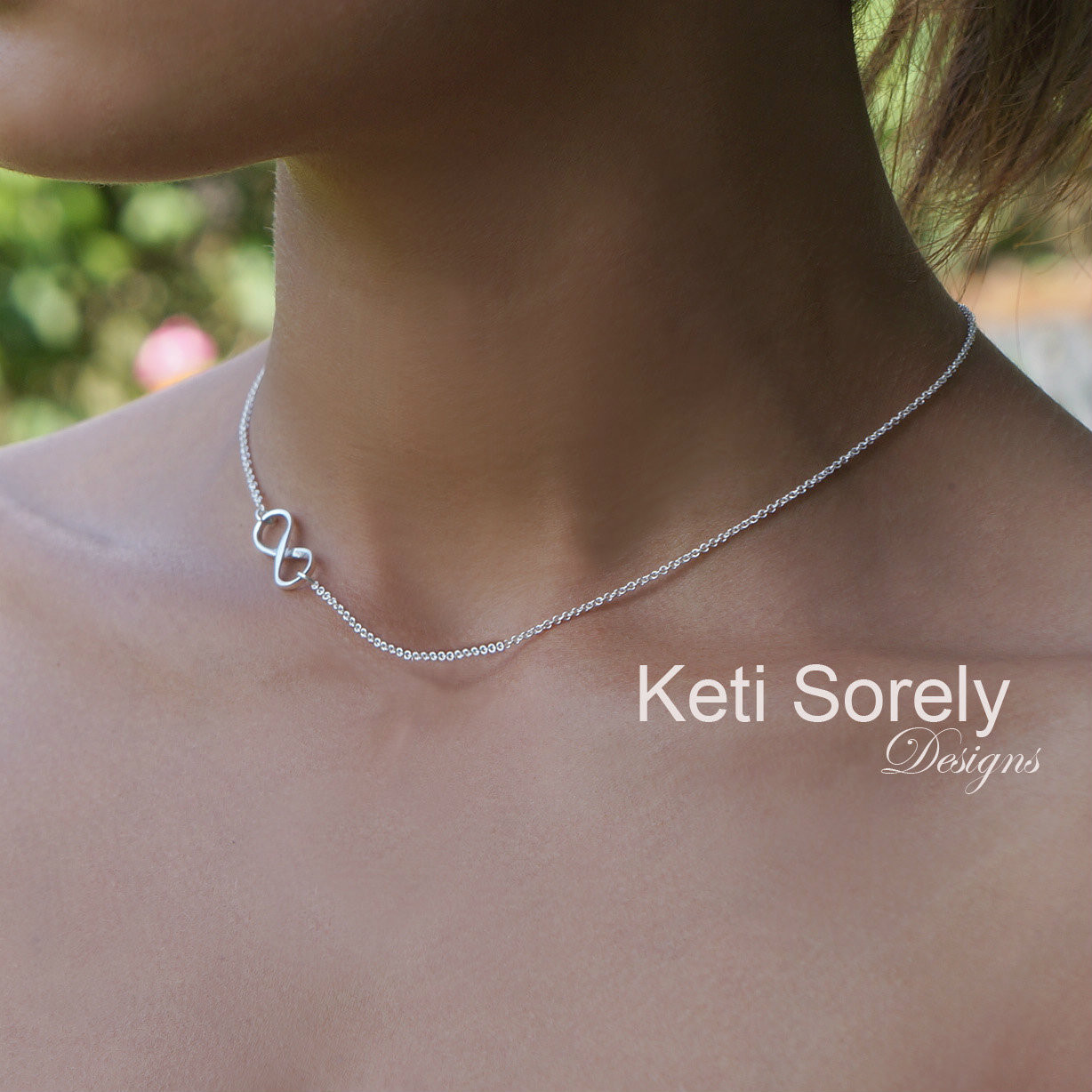 Kendra Scott Kendra Scott Annie Infinity Pendant Necklace In Gold -  Kelleyjeweler