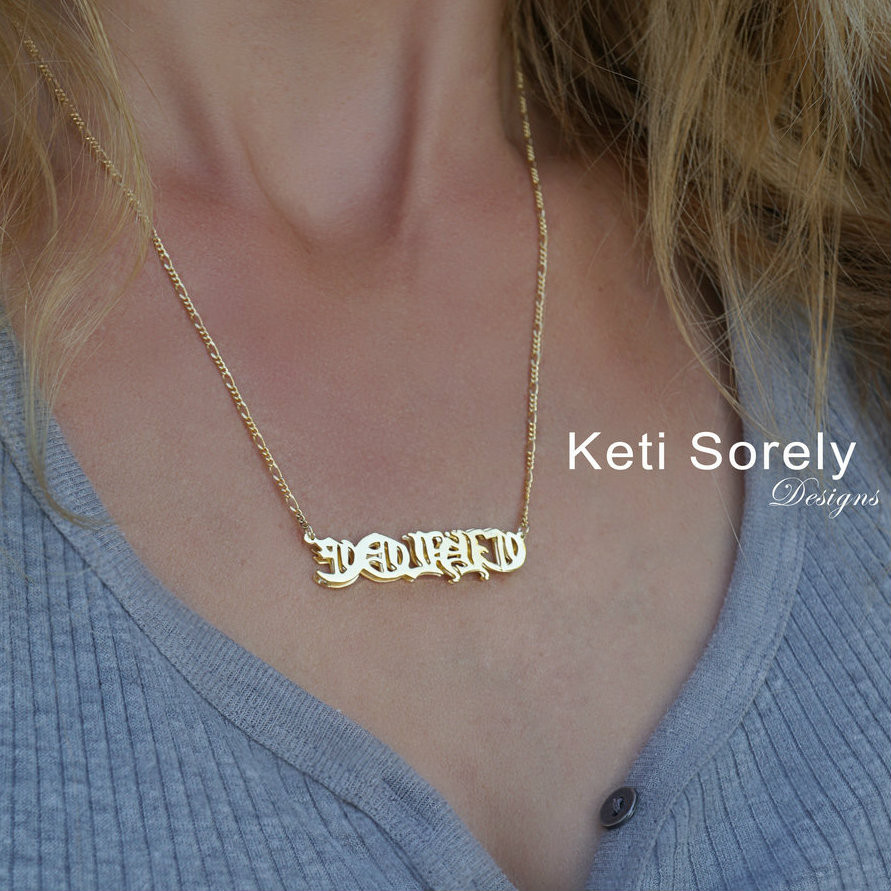 Name on sale necklace gothic