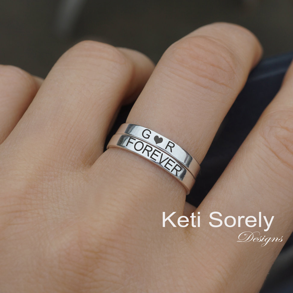 rings with initials engraving