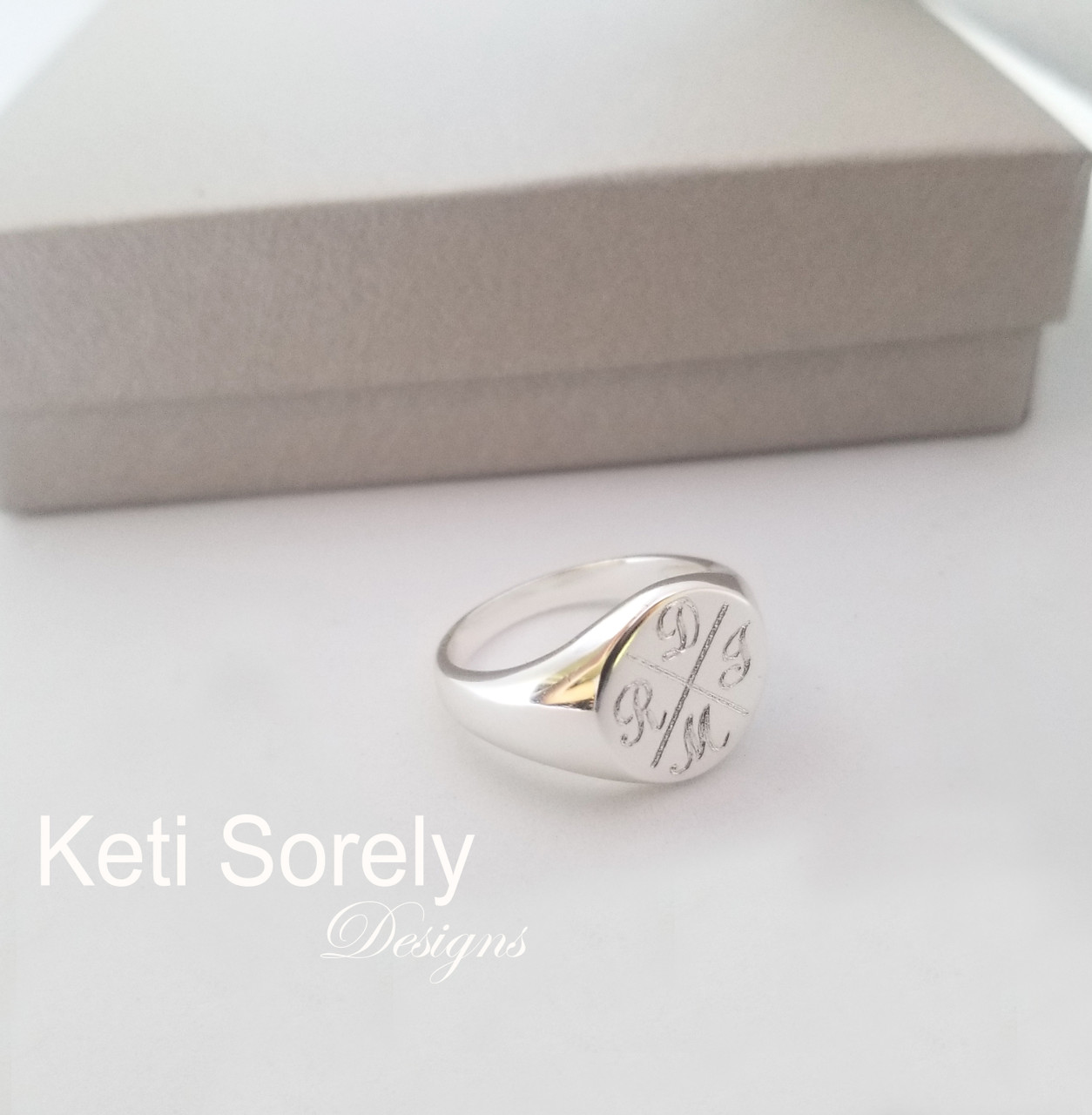 rings with initials engraving