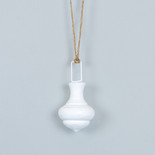 2.5x5.5x2.5 wd cutout orn (BALLOON) wh