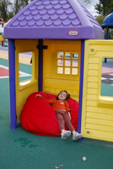 bean-bag-chair-playhouse-1