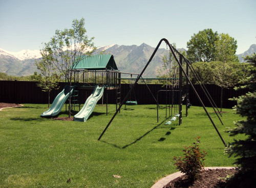 Supreme Metal Clubhouse Swing Set Cp Ch52 Swingsetmall Com