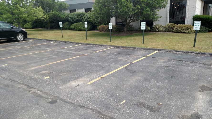 guest-parking.jpg guest-parking.jpg
