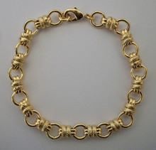 Gold Alternate Circles Bracelet