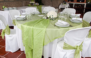 Wholesale Tablecloths
