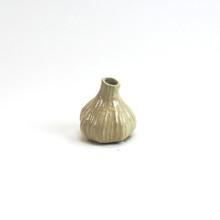 Small Ceramic Garlic Shaped Bud Vase - 16 Pieces