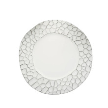 Case of 24 Matte White Irregular Round Plastic Charger Plates With Giraffe Pattern Rim, Disposable Dinner Serving Plates - 13"