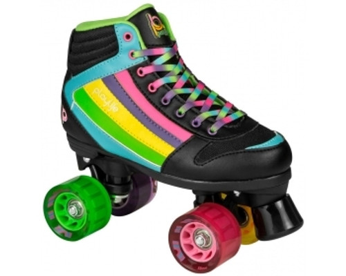 The Groove skates are a pair of 70's styled retro quad skates. They have a mid-cut ankle support and are made of a mix of PU leather and mesh. The plate is a lighweight PU mounted with aluminum trucks. The 80A wheels make these quad skates great for outdoor use. The Groove skates are a pair of 70's styled retro quad skates. They have a mid-cut ankle support and are made of a mix of PU leather and mesh. The plate is a lighweight PU mounted with aluminum trucks. The 80A wheels make these quad skates great for outdoor use.