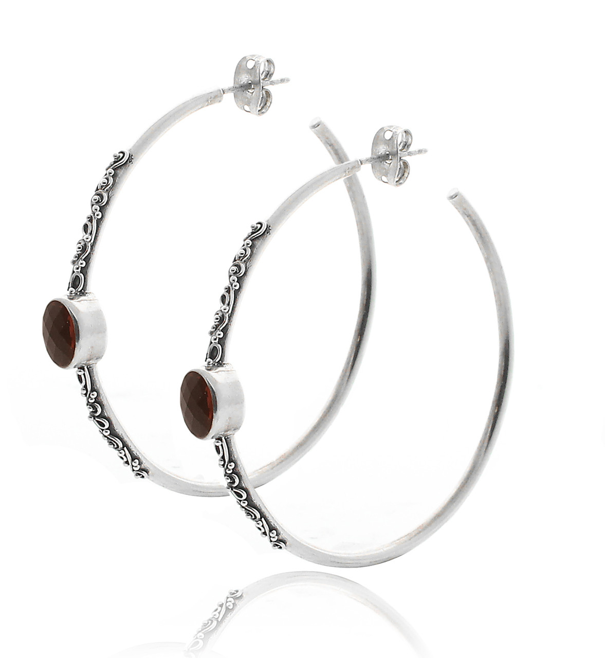 Jeulia Classic Princess Cut Sterling Silver Hoop Earrings | Simple hoop  earrings, Silver hoop earrings, Online earrings