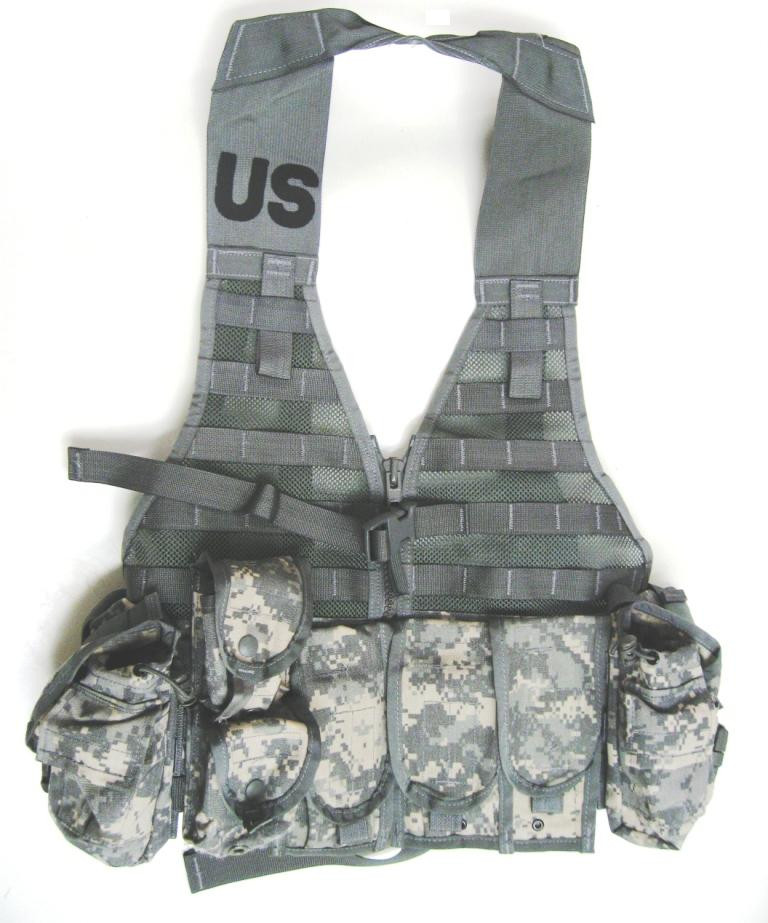 MOLLE Fighting Load Carrier (FLC) Set, ACU (UCP) Pattern