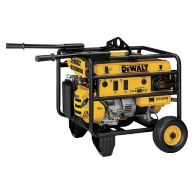 DeWalt 4400 Watt Commercial Generator with 18V DG4400BC