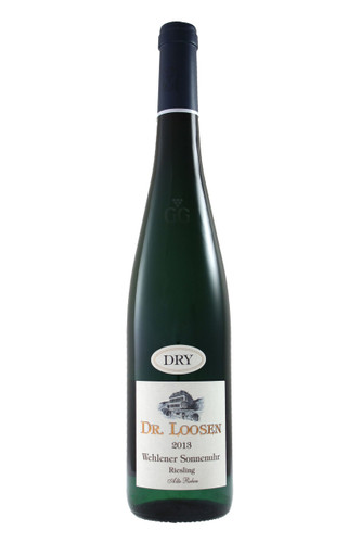 Delicate creamy lemon aroma with a fine touch of slate smokiness underneath.