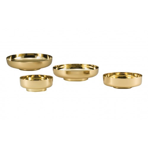 Bowl Paten with Base made of highest quality brass and smooth 24k gold finish.
This finely crafted bowl paten comes in 4 different sizes:
6" dia., 2" height
7" dia., 2 3/16" height
9" dia., 2 3/8" height
10" dia., 2 ½" height 
