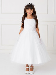 This gorgeous communion dress has an asymmetrical pleated bodice with floral lace applique bodice and tulle skirt. 
30 Day Return Police Internet ONLY!
3 Dress Limit per Order!