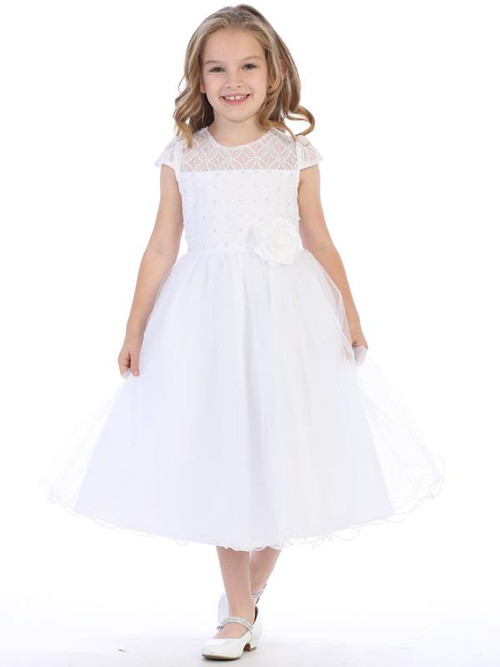 This beautiful Communion dress features details that are simple yet stand out. The bodice of the dress features corded lace with pearls, beads, and sequins, and a flower is added at the waistline. This is a great First Holy Communion dress for your daughter!

Details:

Made with tulle
Corded lace bodice with pearls, beads, and sequins
Off-centered flower on waistline
Tea length
Lace illusion neckline
Cap sleeves
Made in the U.S.
3 Dress Limit per order!