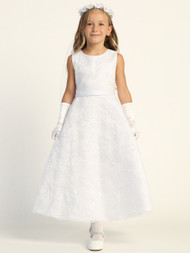 Embroidered tulle dress with sequins
Tea length and sleeveless
Satin waist Trim
Made in the U.S.
3 Dress Limit per order