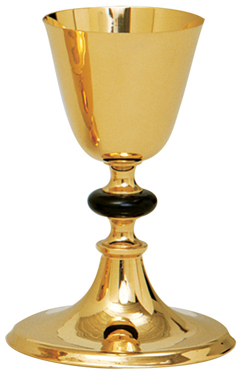 Chalice with 5-1⁄2˝ scale paten. 24k gold plated. 5-1⁄2˝ base. 8˝H., 3-3⁄4˝ dia. cup, 12 oz. cap. Gold node also available.