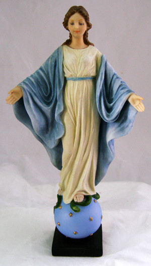 SR-75217-C Our Lady Smiles-Veronese, hand-painted in full color, 9"