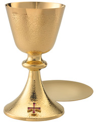 Communion Chalice with Talon Texture. 7-3/4" tall, 14 oz capacity. 5-1/2" scale paten

Ciborium is 24kt gold plate. B-8207GT. Proudly made in the USA