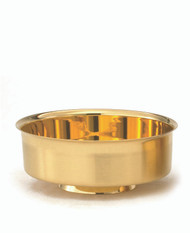 6 1/2" bowl dia. w/foot. 2 1/2"H 24kt gold plate. High polish inside .
Holds 300 based on 1 3/8" host. 