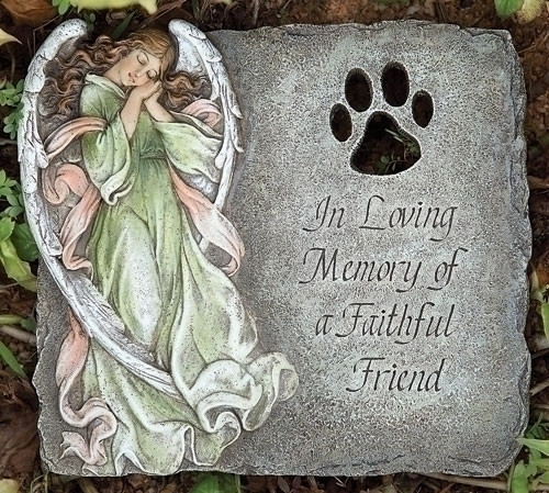 9" Pet Memorial Garden Stone "In Loving Memory of a Faithful Friend" . Resin/Stone Mix. 9"H x 10"W x 0.88"D