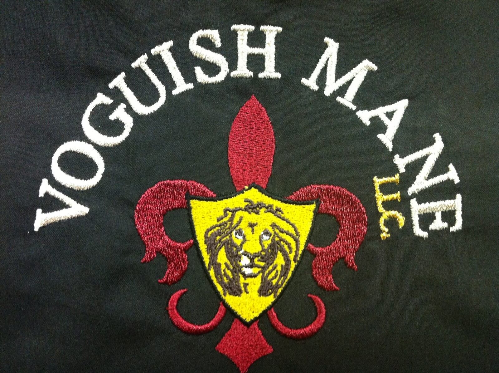 Voguish Mane loves Custom Salon Capes!