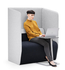 Boss Design Hemm Single Seat Booth