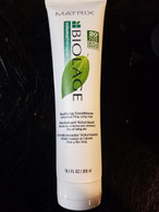 Matrix Biolage Volumatherapie Bodifyng Conditioner 10.1 Oz