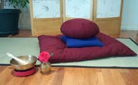 Deluxe zabuton meditation mat with extra loft for added comfort.