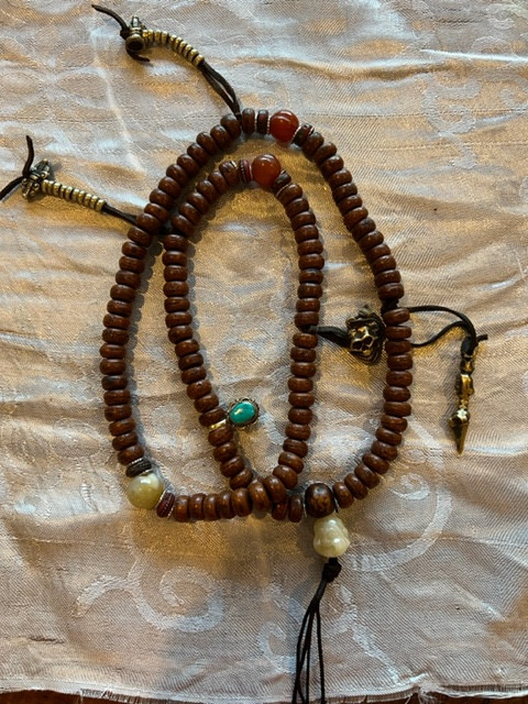 Old, Vintage Bodhi Seed Mala with carnelean resting beads, 10mm